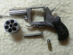 Kapesní revolver Belgie v kazetě