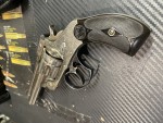 Revolver Smith & Wesson ráže 38sw DA