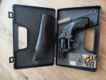 Plynový revolver 9 mm bez registrace na PČR 