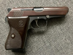 P: Samonabíjecí pistole CZ vz.50 (1950)