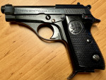 Samonabíjecí pistole Beretta M71, ráže .22LR