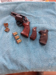 Revolver Smith & Wesson mod. 547