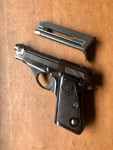 Samonabíjecí pistole Beretta M71, ráž .22LR