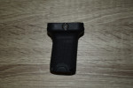 Přední rukojeť BCM Vertical Grip, picatinny, černá