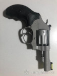 Revolver Smith & Wesson model 317 Kit gun