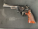 Smith Wesson model 27 357 mag velmi zachovalý 