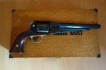 Prodám perkusní revolver replika Remington 1858