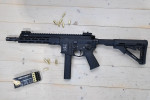ÚPLNĚ NOVÁ V-AR, r.9mm Luger, 10,5