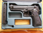 Prodám pistoli Beretta 92 FS ráže 9 mm Luger