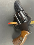 revolver DAN WESSON, hlaveň 2,5“, ráže 357magnum