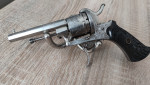 Nádherný revolver Lefaucheux 7 mm, krásně zdobený.