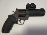 Revolver Taurus 357H ráže .357 Magnum