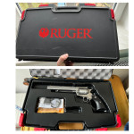 Ruger New model Blackhawk hunter 44mag