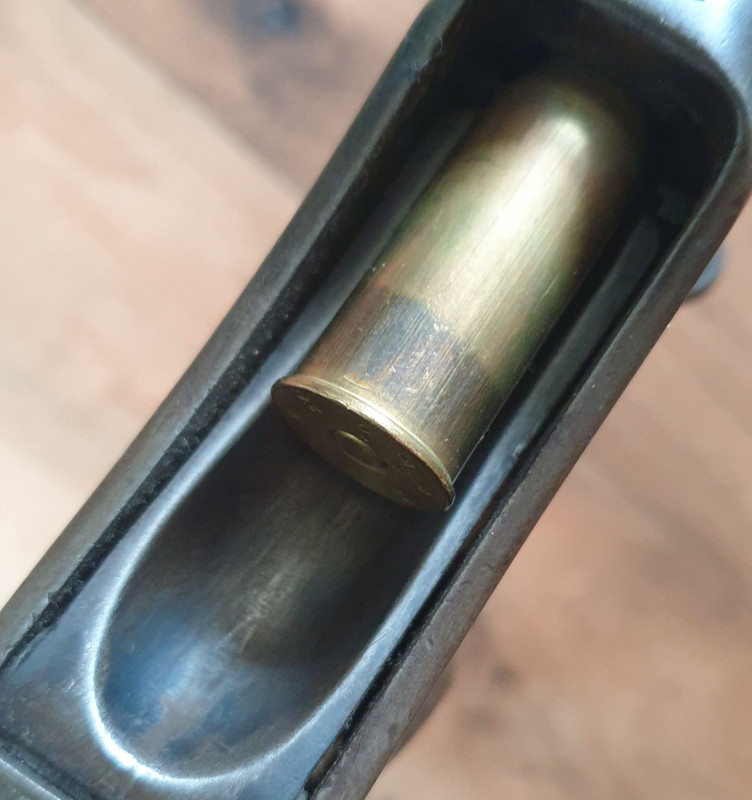 Historická puška Enfield ráže 577/450CF 1887 s řemenem