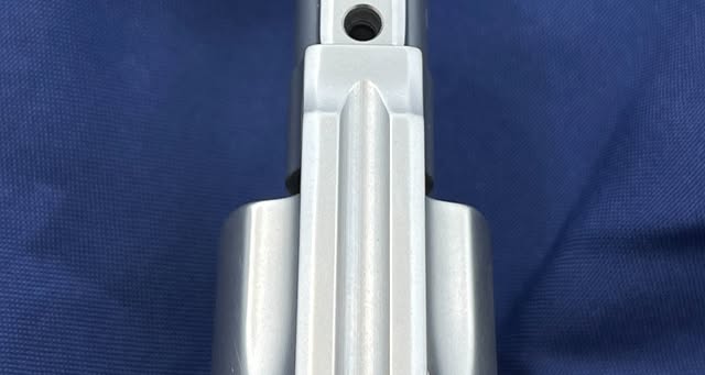 Revolvers 640