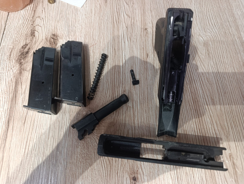 Kel-tec P11