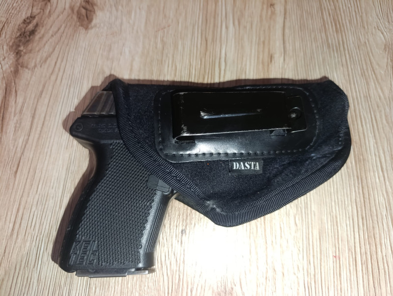 Kel-tec P11