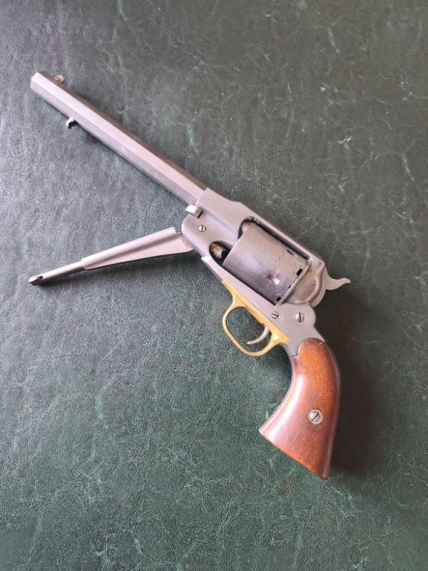 US revolver Remington konverze na 44 CF (model 1858)