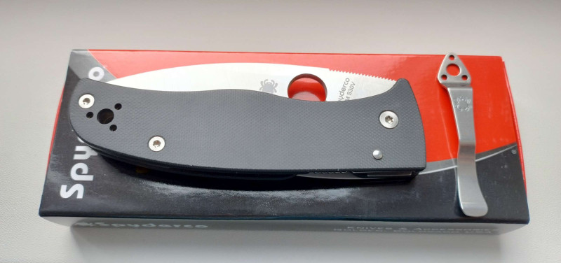 Spyderco Bodacious C263GP + deep carry clip