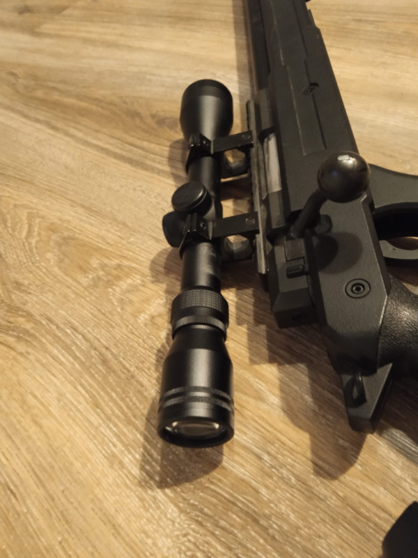 Airsoftová odstřelovací puška G22D - černá