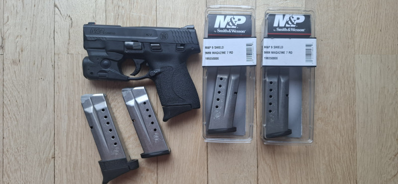 Smith Wesson MP9 SHIELD M2.0 9mm + 5x zasobnik