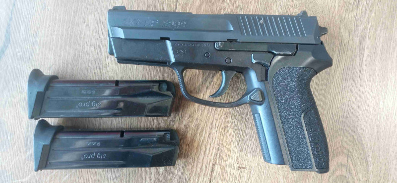 Sig Sauer SP 2009 9mm Luger