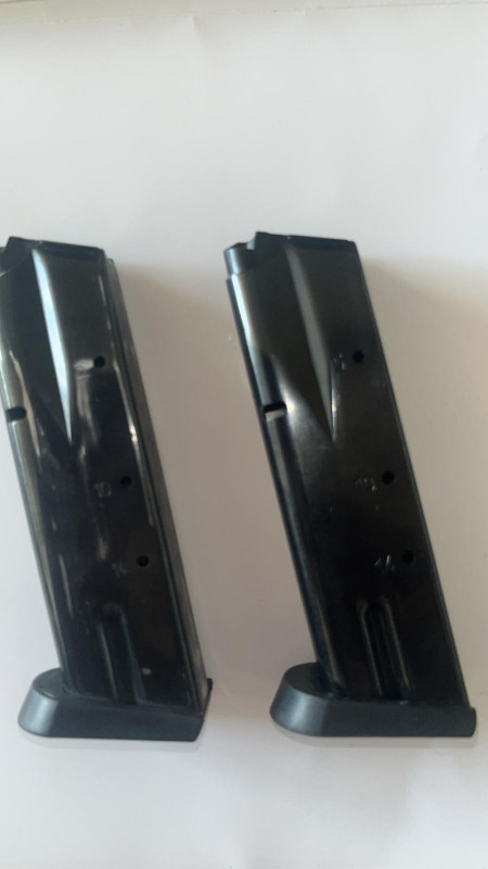 ČZ 75 Compact D