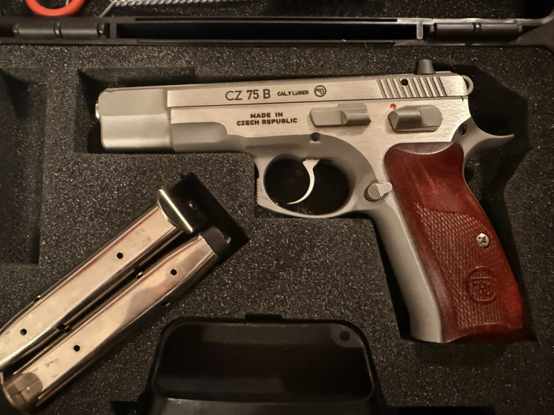 CZ 75 New Edition