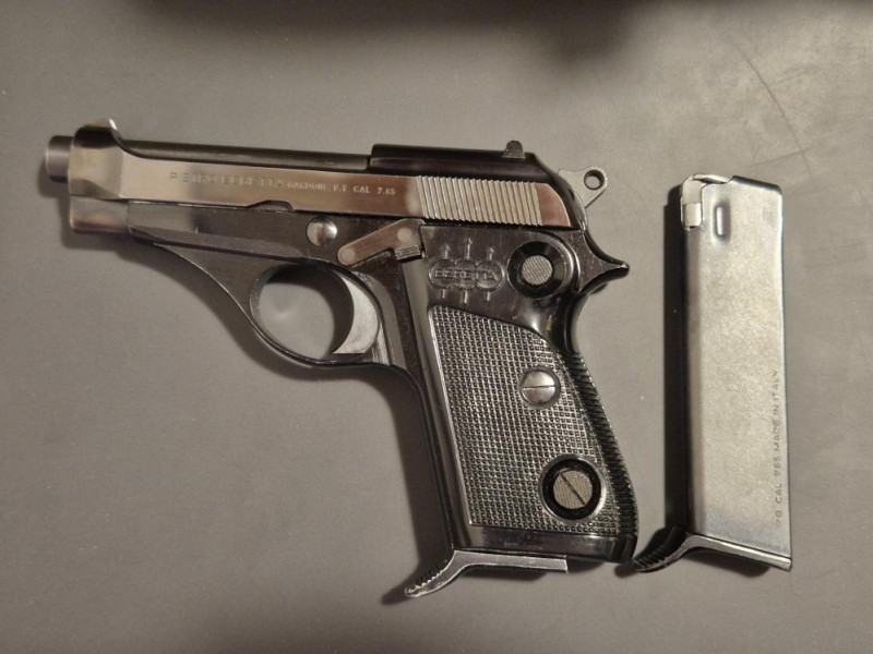 P: Beretta 70, 7,65 Browning