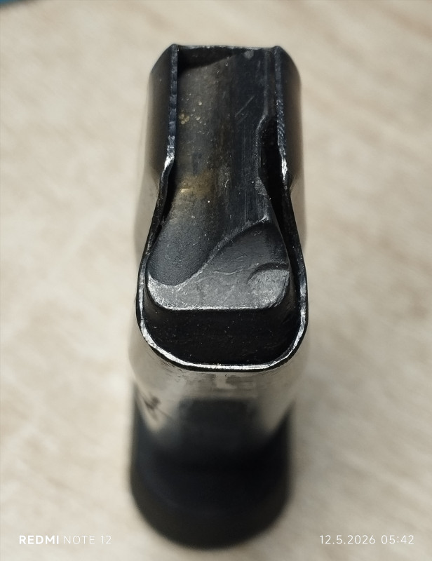 Zásobník ČZ Compact 9luger 13ran
