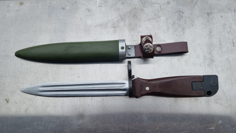 Chinese type 81 originál