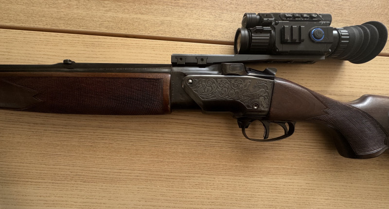ZH 304 7x57r / 12x70 s nočním viděním PARD 