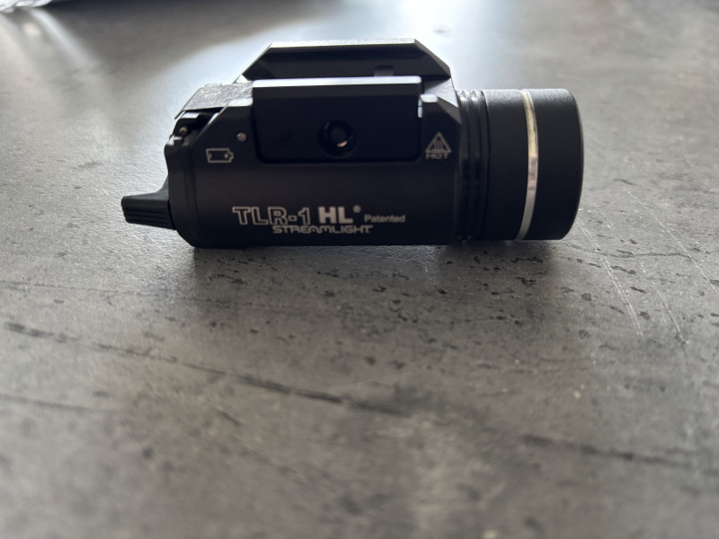 Prodám/vyměním Streamlight TLR-1 HL (1000 lm) – v záruce