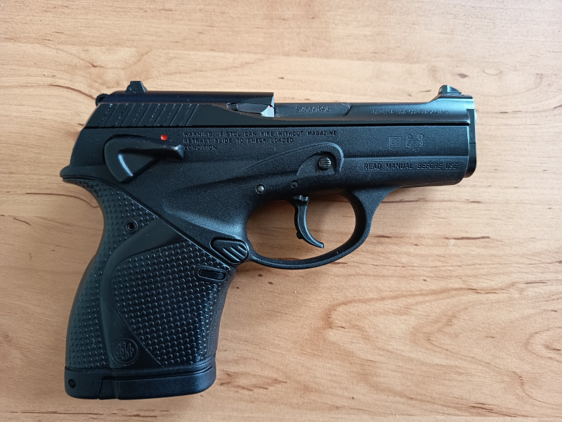 Beretta 9000s