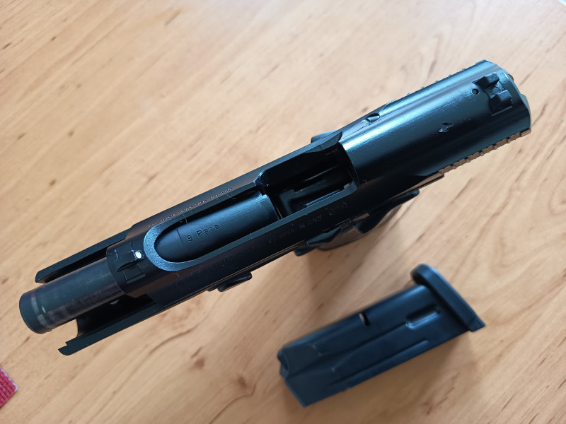 Beretta 9000s
