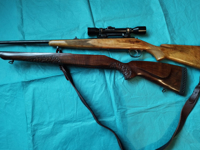 CZ 537
