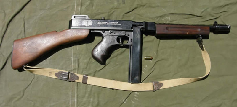 Koupím Thompson M1928A1