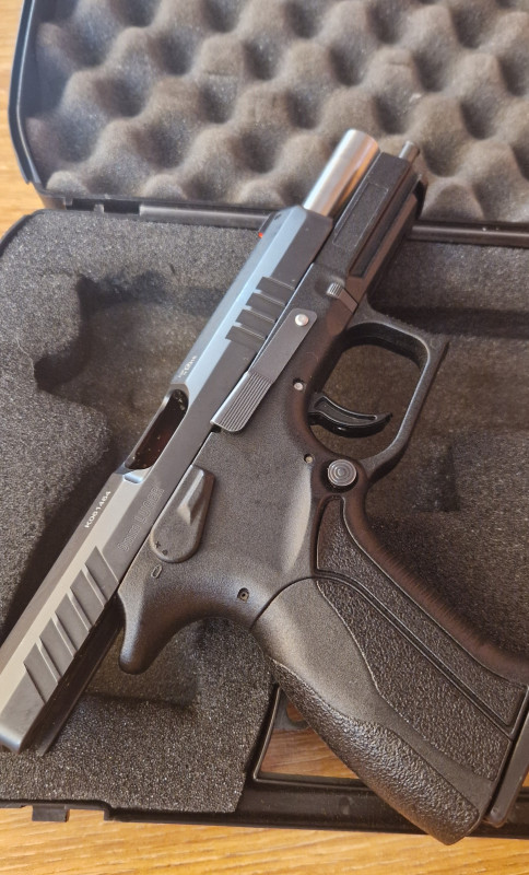 Grand Power Q 100 ráže 9x19