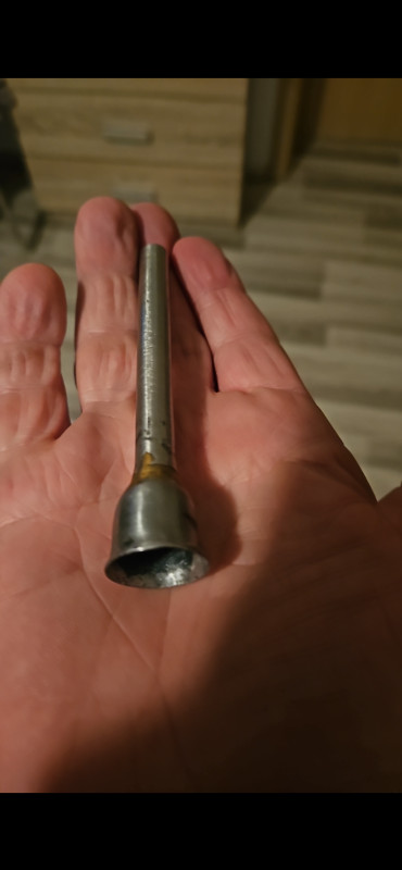 Perkusní sabot se střelou a ogival cal.45+násypka prachu