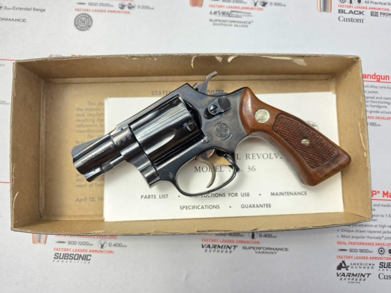 Smith & Wesson 36 chiefs special 38
