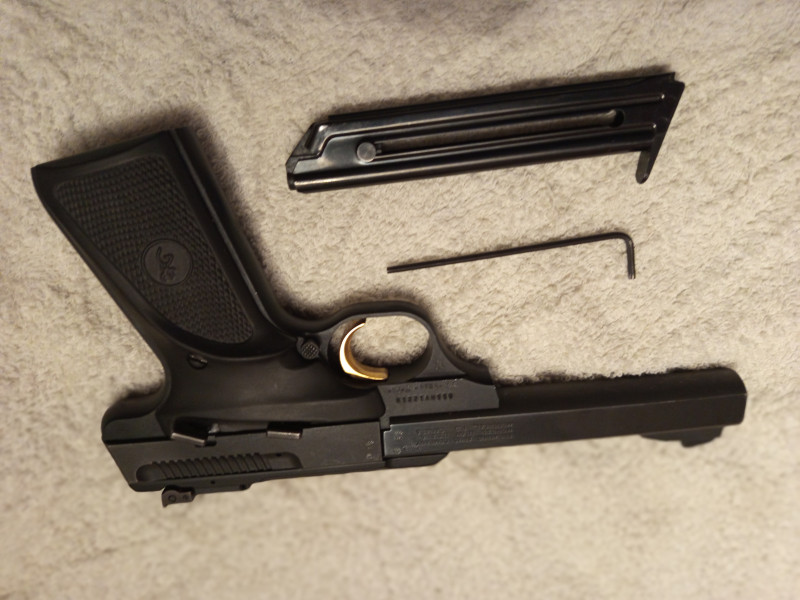 Browning buck mark 22lr 