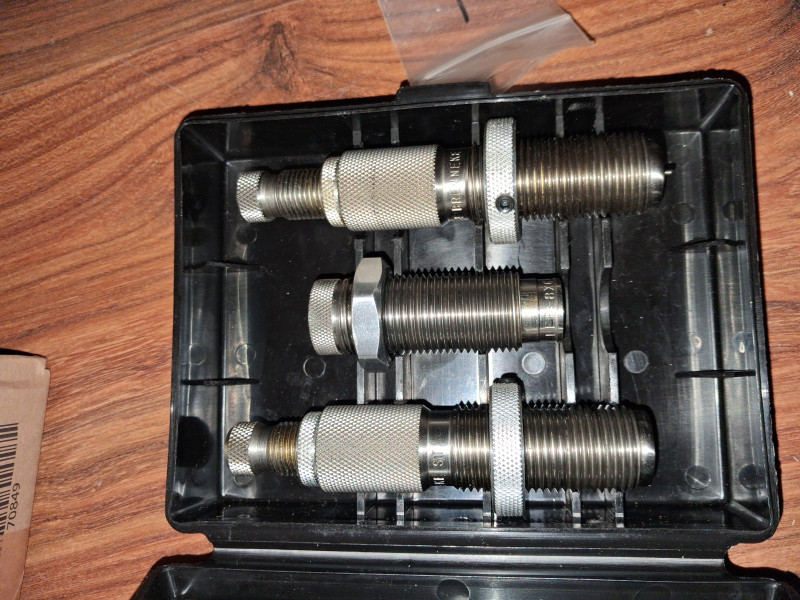 Přebíjecí matrice 8x64s