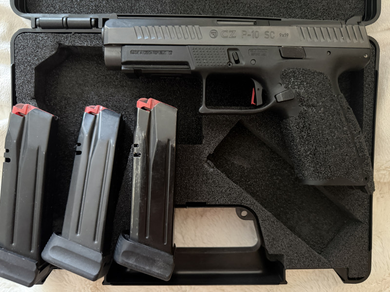 Prodám pistoli CZ P-10 SC