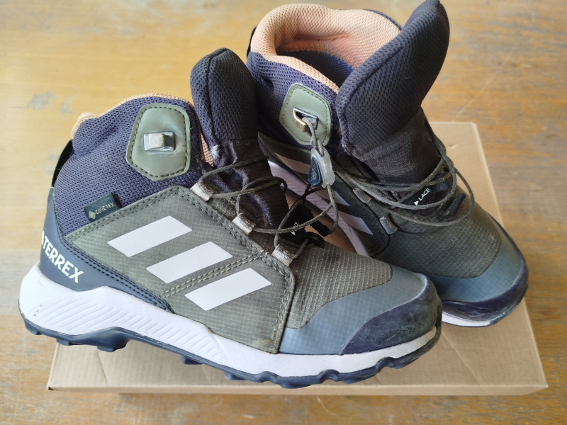 Adidas Terrex GTX vel.33