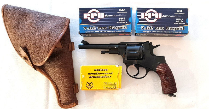 Prodám revolver Nagant