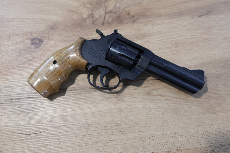 Revolver KORA BRNO, vzor sport