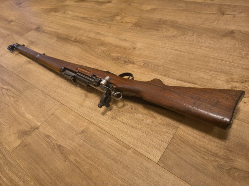K31 (Karabiner 31) v ráži 7,5×55 Swiss