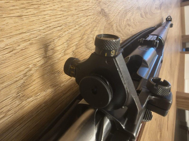 K31 (Karabiner 31) v ráži 7,5×55 Swiss