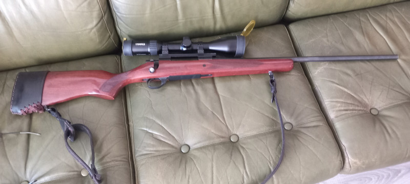Kulovnice Howa mod.1500, 7 Rem.Mag+variabl
