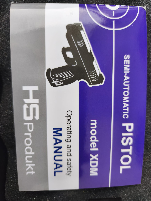 Samonabíjecí pistole HS XDS-9 ráže 9 mm Luger